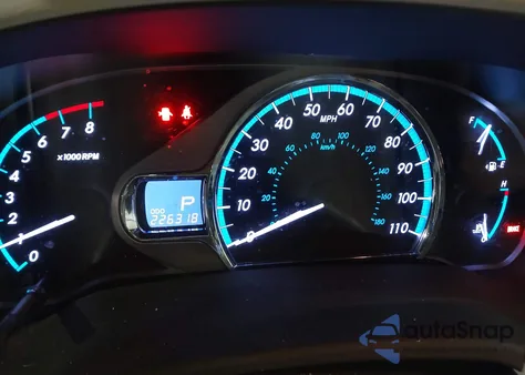 2011 Toyota Sienna Xle V6 from USA, damaged, VIN 5TDYK3DCXBS082824